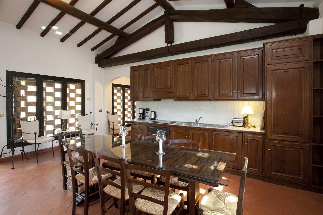 Podere Capitignano ボルゴ・サン・ロレンツォ 部屋 写真
